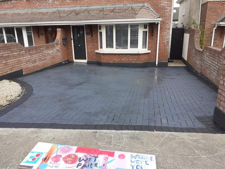 Driveways Cleaned and Sealed Dublin, Repainted Tarmac and Concrete Driveways